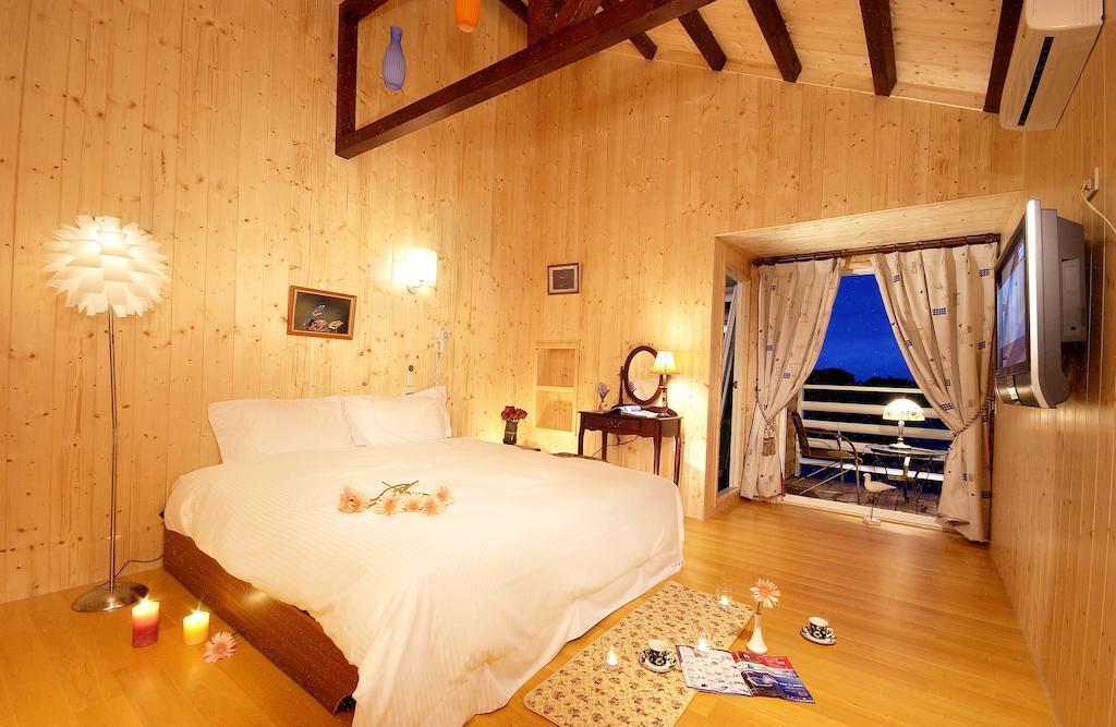 Dongshan River Resort Farm Wujie Zhen Rum bild